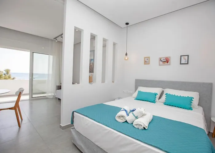 아파트 The Azure Blue